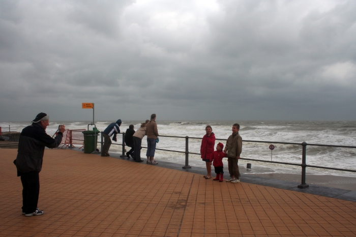 Poseren tijdens windstorm Poseren tijdens windstorm