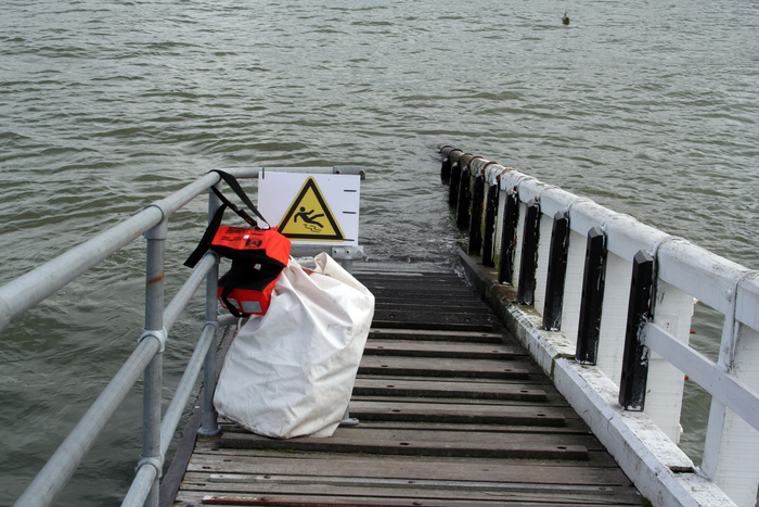 Veerdienst over IJzer Veerdienst over IJzer