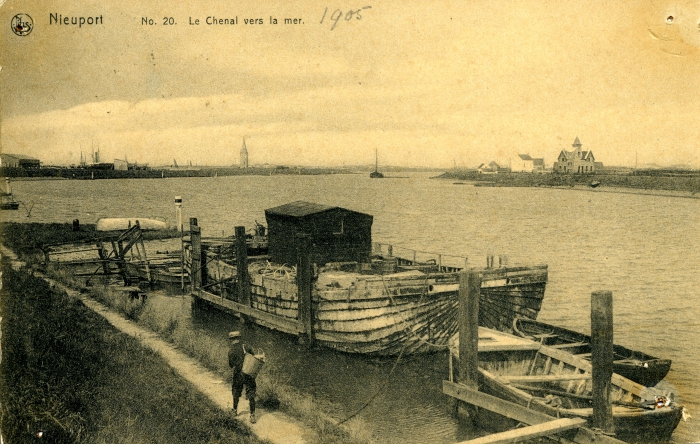 1905: Nieport, le chenal vers la mer 1905: Nieport, le chenal vers la mer