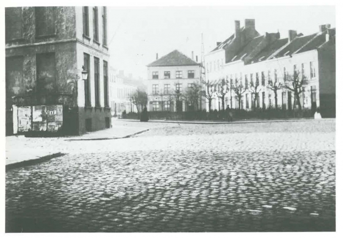 Van Caillie (1983, pl. 33)