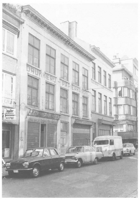 Van Caillie (1987, pl. 181)