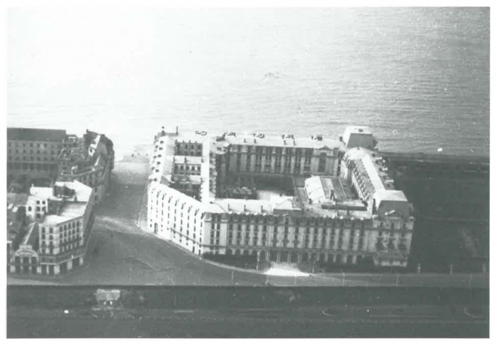 Van Caillie (1991, pl. 107)
