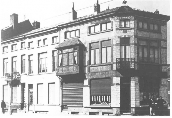 Van Caillie (1991, pl. 133)