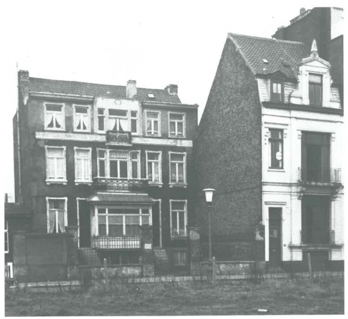 Van Caillie (1991, pl. 181)