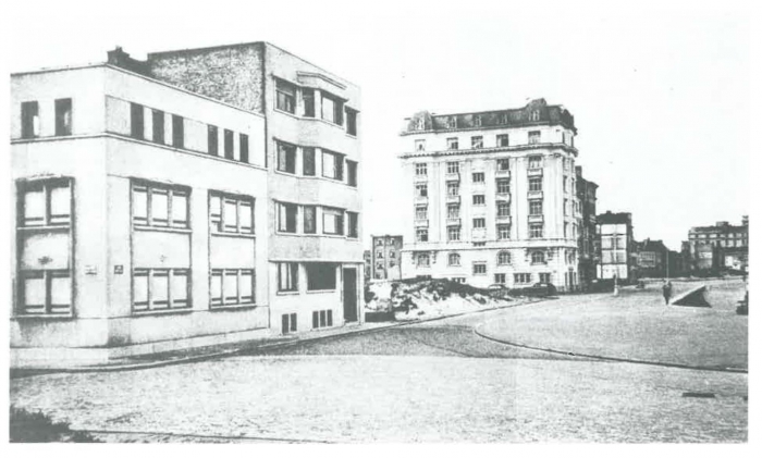Van Caillie (1991, pl. 192)