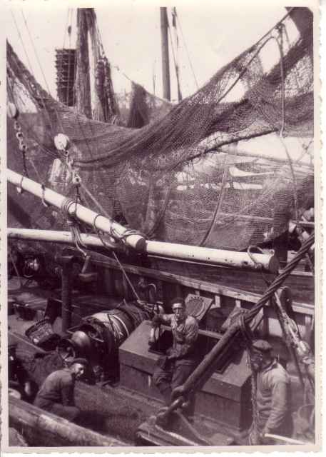 Reparatie netten in haven