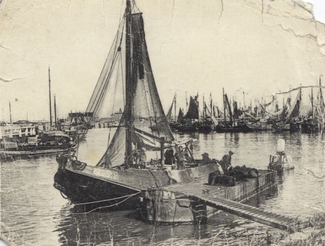 BOU.22 in haven Zeebrugge BOU.22 in haven Zeebrugge