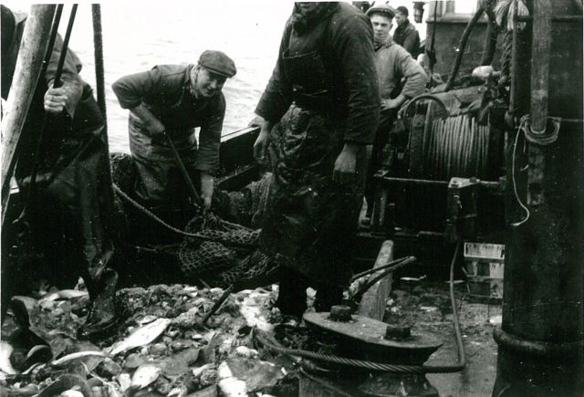 Aan boord van de Z.30 Hubert-Elsie (Bouwjaar 1943) Aan boord van de Z.30 Hubert-Elsie (Bouwjaar 1943)