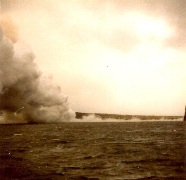 Ontstaan van eiland Surtsey Ontstaan van eiland Surtsey