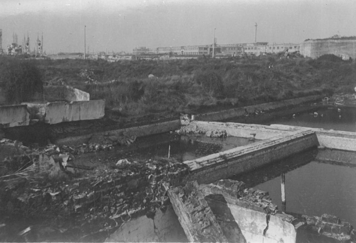 Vernielingen "Halewyck & Cie" in de Esplanadestraat, 1945 Vernielingen "Halewyck & Cie" in de Esplanadestraat, 1945