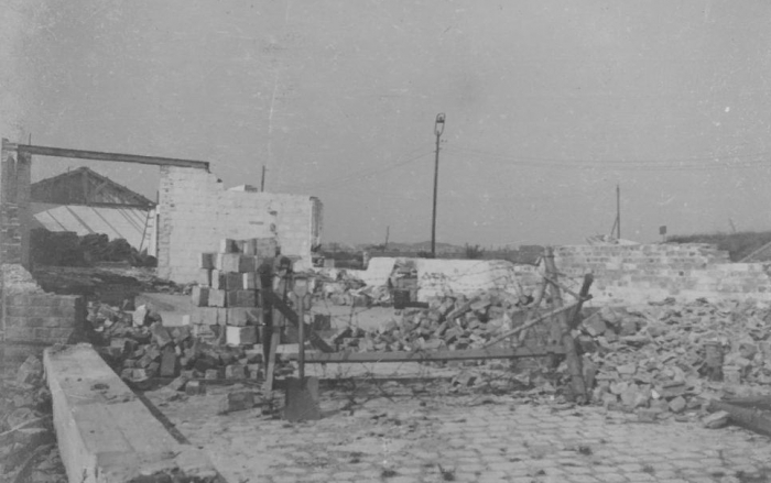 Vernielingen "Halewyck & Cie" aan de Spuikom, 1944