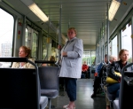 Binnen in de kusttram