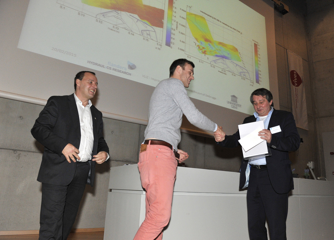 Thesis Award Marine Sciences 2014: Thibaut Van Zwijnsvoorde (Civiele Techniek, UGent).