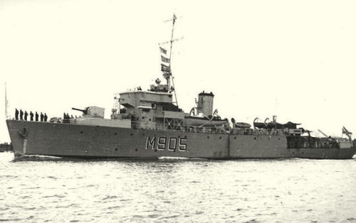M905 De Moor M905 De Moor