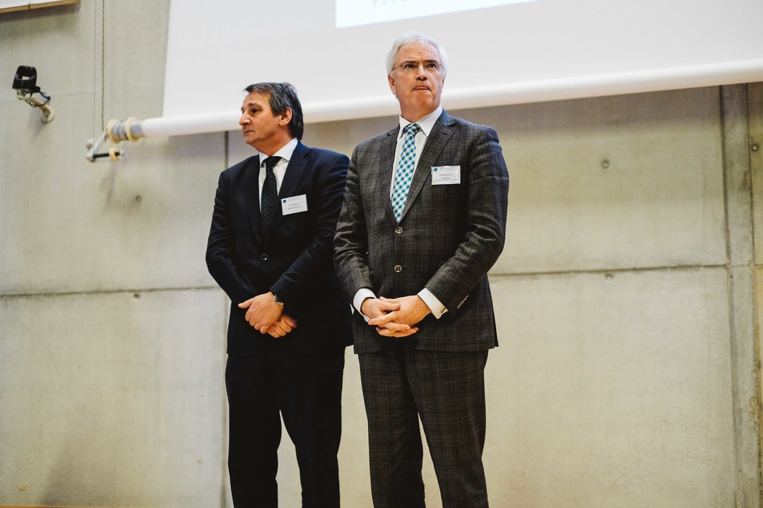 Presentation of the awards by Carl Decaluwé, Governor of West-Flanders and Chairman of the Board of Directors of VLIZ