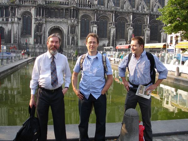 Charles Hussey, Yde de Jong, Louis Boumans