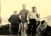 Desaever Nestor en Henri aan boord, author: Onbekend