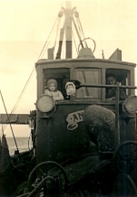 Op de brug van de N.701 Angelus (Bouwjaar 1955)