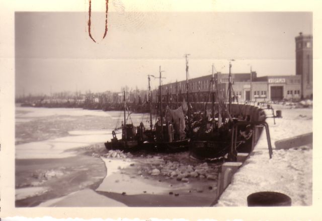 bevroren haven van Nieuwpoort