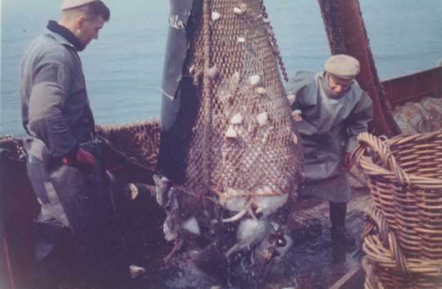 Jan De Voogt en Maurice Calcoen met vangst