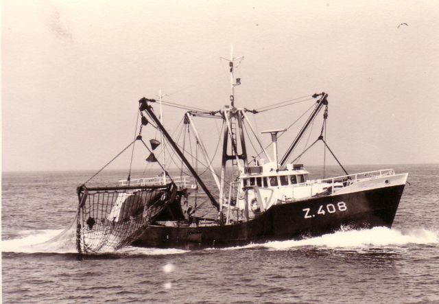 De Z.408 met netten uit