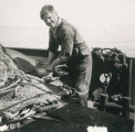 Visser aan boord van de Z.402 Atlantis (Bouwjaar 1963), author: Onbekend