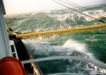 Storm op zee: voor de wind lopend