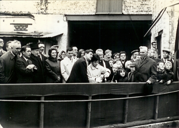 Doop onbekend vissersvaartuig