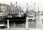 De Benny en andere schepen in de haven