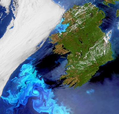 Algal bloom off Ireland (23/05/2010)