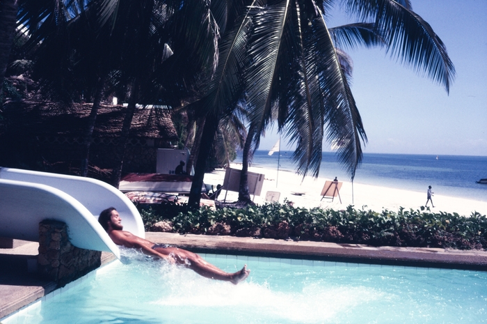 Scientists unwinding at Nyali Beach Hotel 2